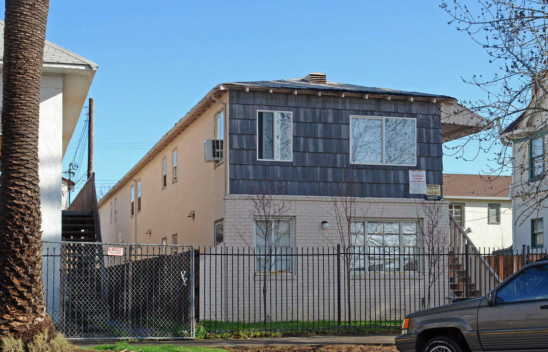 3309 1st Ave in Sacramento, CA - Building Photo