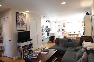 8 Farragut Pl NW in Washington, DC - Foto de edificio - Building Photo