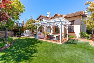 1923 Nicosia Ct in Pleasanton, CA - Building Photo - Building Photo