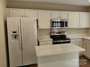 12303 Bobhouse Dr in Charlotte, NC - Building Photo - Building Photo