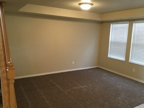 865 Southhampton Dr in North Salt Lake, UT - Building Photo - Building Photo