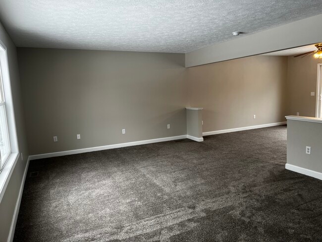 5010 Delray Dr in Lansing, MI - Building Photo - Building Photo