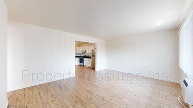 3980 Churn Crk Rd in Redding, CA - Building Photo - Building Photo