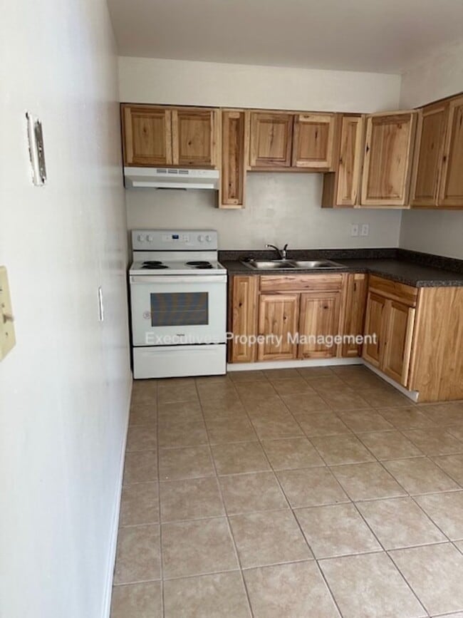 1200 Kings Ave in Chowchilla, CA - Building Photo - Building Photo
