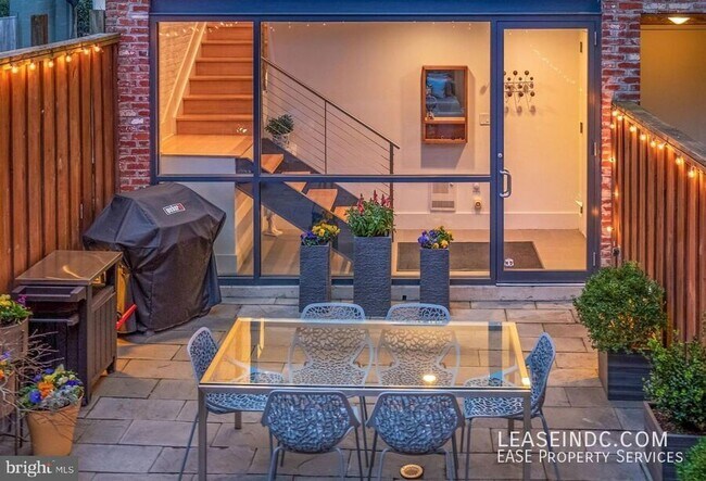 442 M St NW in Washington, DC - Building Photo - Building Photo