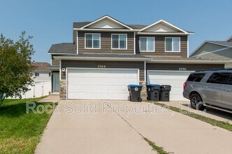 3766 Saddle Ridge Trail in Cheyenne, WY - Foto de edificio - Building Photo
