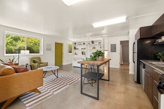 Eco Modern Flats in Fayetteville, AR - Building Photo - Building Photo