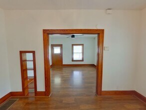 1625 S Hydraulic Ave in Wichita, KS - Foto de edificio - Building Photo