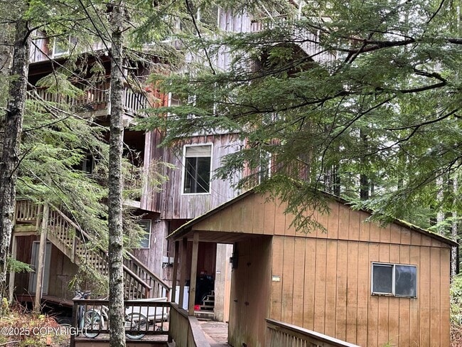 property at 772 Amundson Way