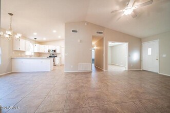 8909 W Davis Rd in Peoria, AZ - Building Photo - Building Photo