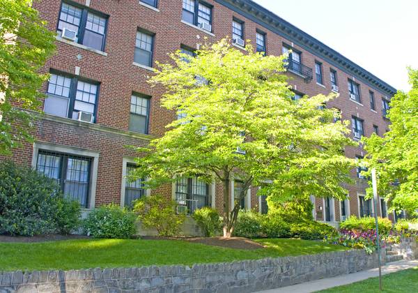 The Rodman Apartments in Washington, DC - Foto de edificio