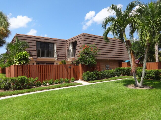 property at 1916 19th Ct