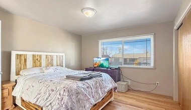 2891 S Valentia St in Denver, CO - Foto de edificio - Building Photo