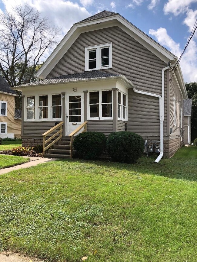 property at 1033 9th Ave