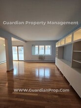 2928 Dean Pkwy in Minneapolis, MN - Foto de edificio - Building Photo