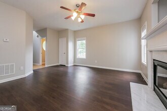 18 Harper's Farm Dr in Newnan, GA - Building Photo - Building Photo