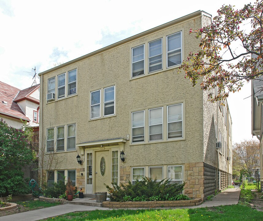 Wheeler Apartments in St. Paul, MN - Foto de edificio