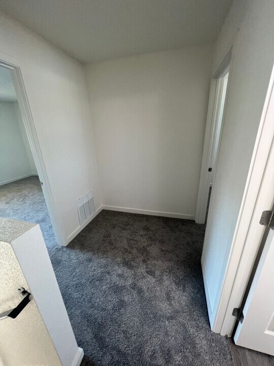 141 Woodbury Cir in Vacaville, CA - Building Photo
