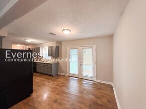 5884 Caroline Dr in Horn Lake, MS - Building Photo - Building Photo