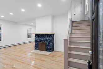 38 W Erie St in Albany, NY - Building Photo - Building Photo