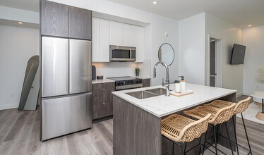 Urban Flats in Edmonton, AB - Building Photo - Building Photo