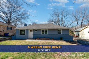 8600 Lamar Ave in Overland Park, KS - Building Photo