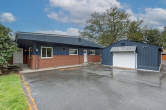 153 Jericho Ave NE in Renton, WA - Building Photo - Building Photo
