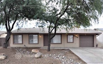 2749 E John Cabot Rd in Phoenix, AZ - Building Photo