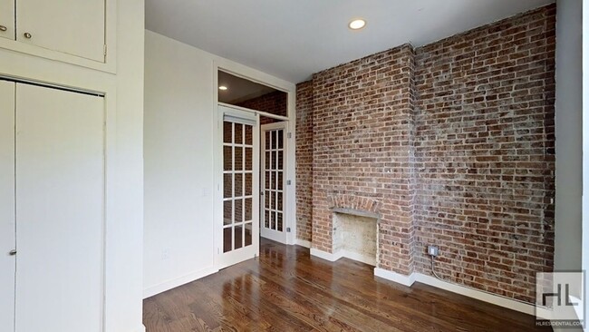 154 Adelphi St in Brooklyn, NY - Building Photo - Building Photo