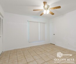 2440 NW 54 Ave in Gainesville, FL - Building Photo - Building Photo