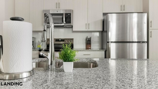 11122 Hambright Jct Dr, Unit J204 in Huntersville, NC - Building Photo - Building Photo