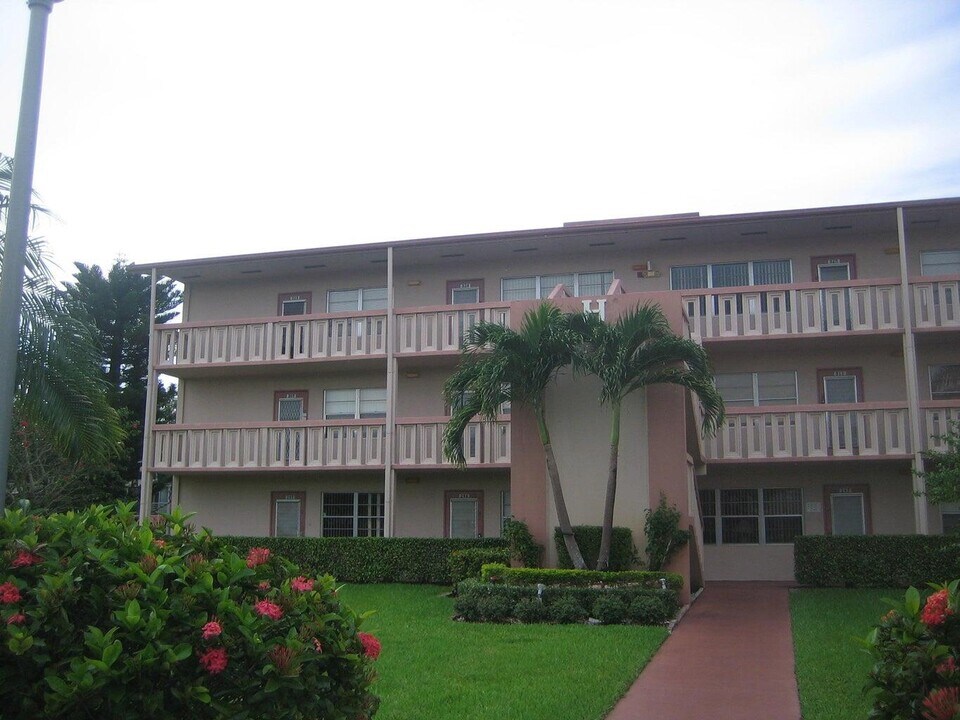 59 Mansfield B in Boca Raton, FL - Building Photo