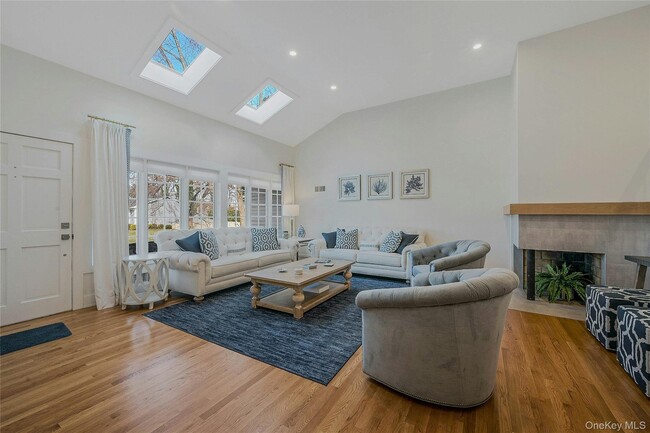 property at 3 Old Town Ln