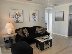 2515 Vero Beach Ave in Vero Beach, FL - Building Photo - Building Photo