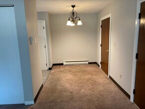 135 Winthrop St in Framingham, MA - Building Photo - Building Photo