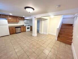 1568 Tremont St, Unit 1 in Boston, MA - Building Photo