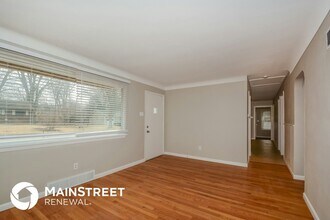 6935 Frostview Ln in Hazelwood, MO - Building Photo - Building Photo