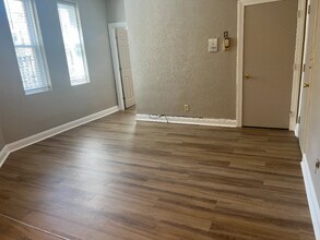 1862 Beacon St in Brookline, MA - Building Photo - Building Photo