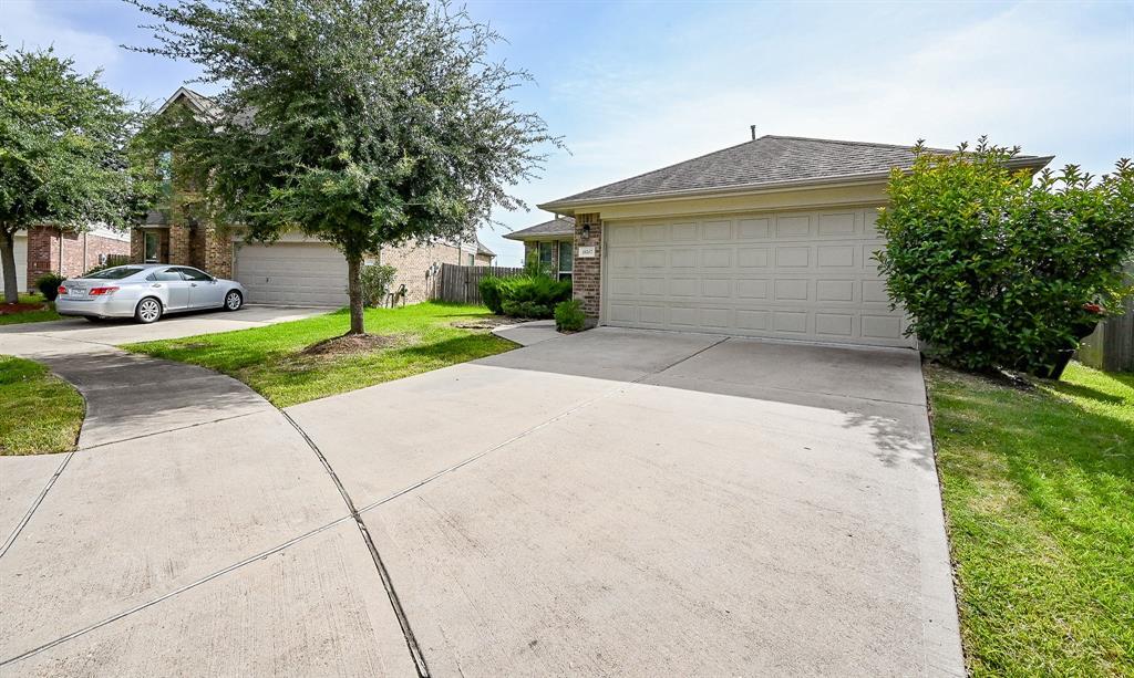 18707 Majestic Vista Ln in Richmond, TX - Building Photo