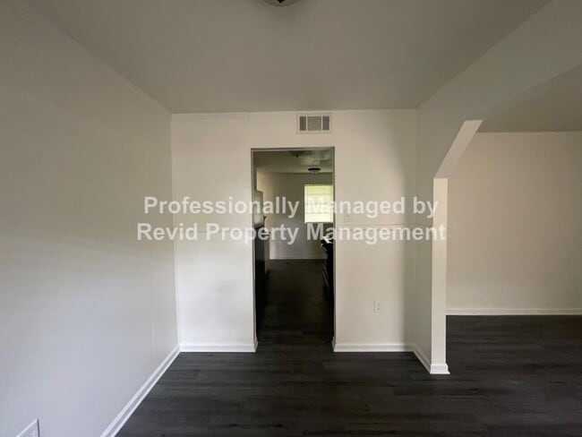 3269 Sunrise St in Memphis, TN - Building Photo - Building Photo