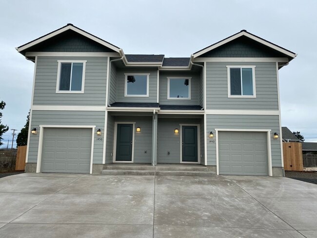 property at 1440 Elm St