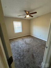 2608 Crescent Ln in Gastonia, NC - Building Photo - Building Photo