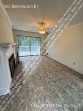 925 Brentwood Dr in Spartanburg, SC - Building Photo - Building Photo