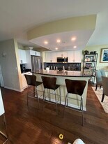 1640 Maple Ave in Evanston, IL - Building Photo