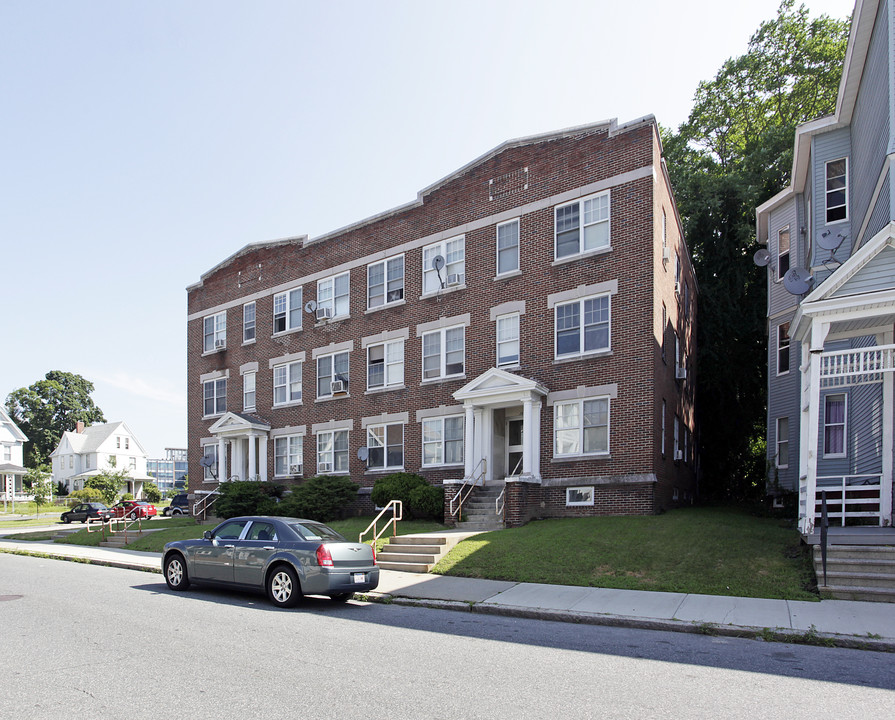 28 King St in Worcester, MA - Foto de edificio