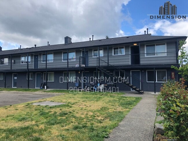 Bridgewood Estates Apartments in Lakewood, WA - Building Photo - Building Photo