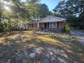 5719 Miramar Dr in Columbia, SC - Building Photo