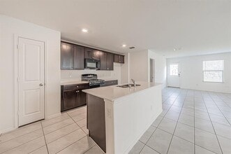 6429 Becker Ave in Fort Worth, TX - Building Photo - Building Photo