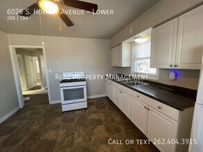 6026 S Howell Ave in Milwaukee, WI - Building Photo - Building Photo