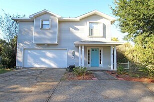 2974 Duke Dr in Gulf Breeze, FL - Building Photo